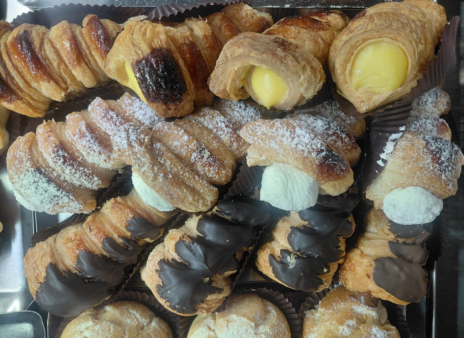 Cannoncini di sfoglia